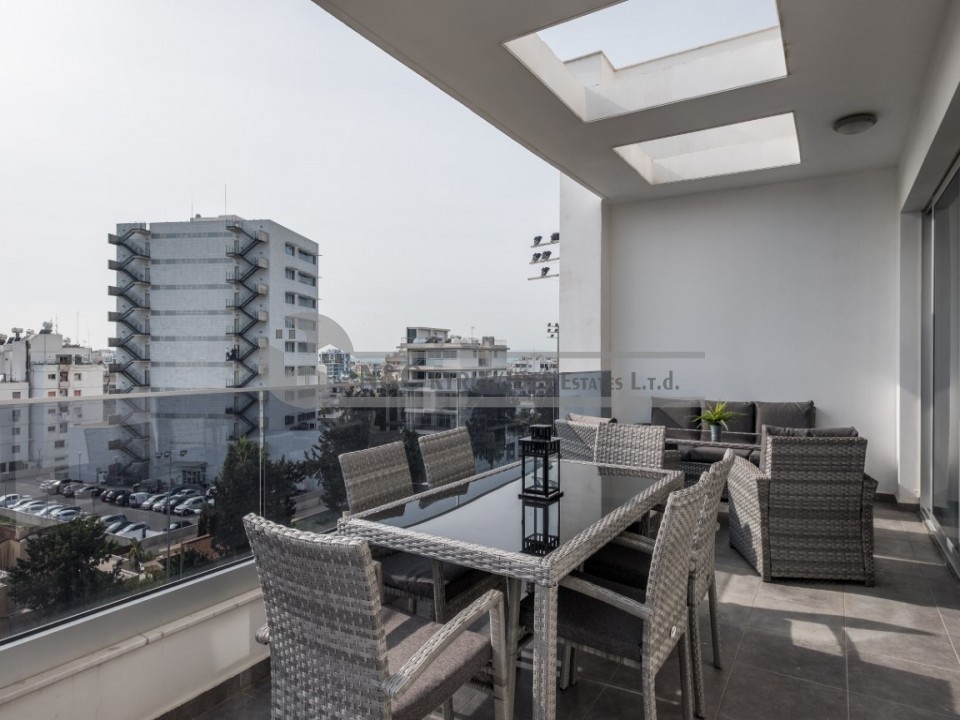 Photo #17 Apartment for rent in Cyprus, Larnaca - City center