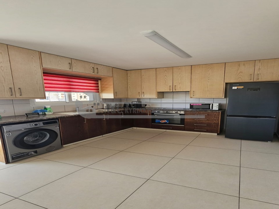 Photo #3 Apartment for rent in Cyprus, Larnaca - City center